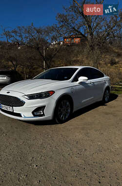 Ford Fusion 2020