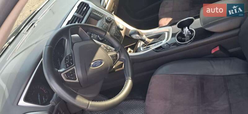 Седан Ford Fusion 2014 в Вінниці