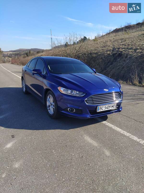 Седан Ford Fusion 2015 в Буске