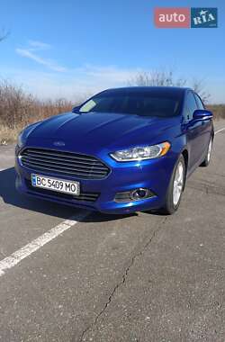 Седан Ford Fusion 2015 в Буську