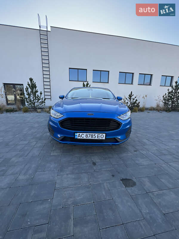 Седан Ford Fusion 2020 в Луцке