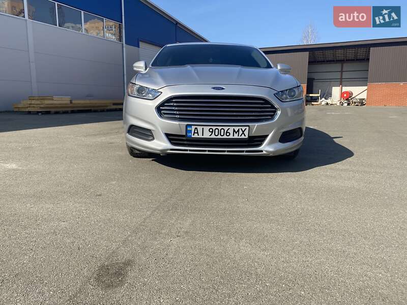 Седан Ford Fusion 2015 в Киеве фото 2 Седан Ford Fusion 2015 в Киеве