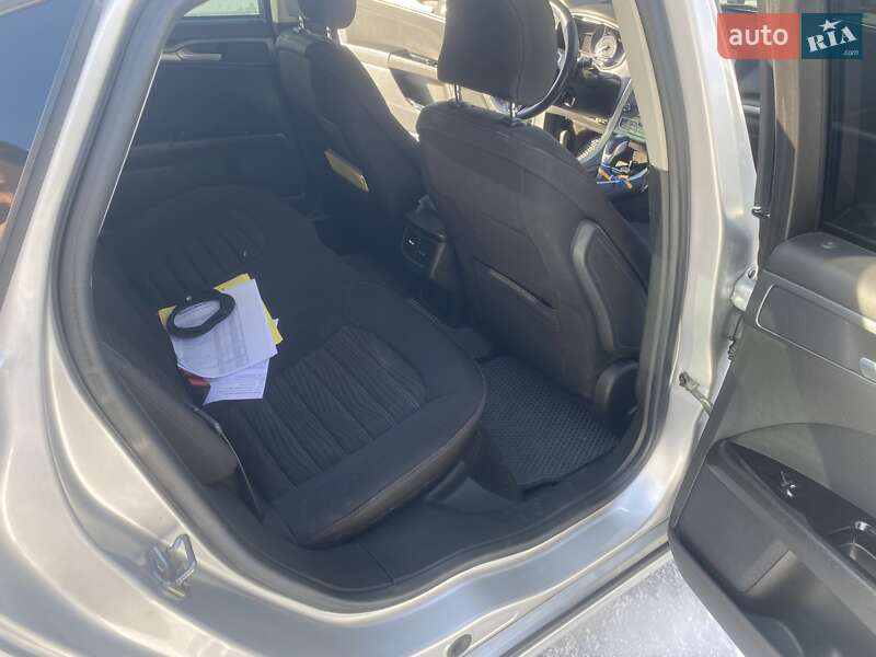 Седан Ford Fusion 2015 в Киеве фото 16 Седан Ford Fusion 2015 в Киеве
