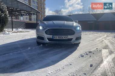 Седан Ford Fusion 2015 в 