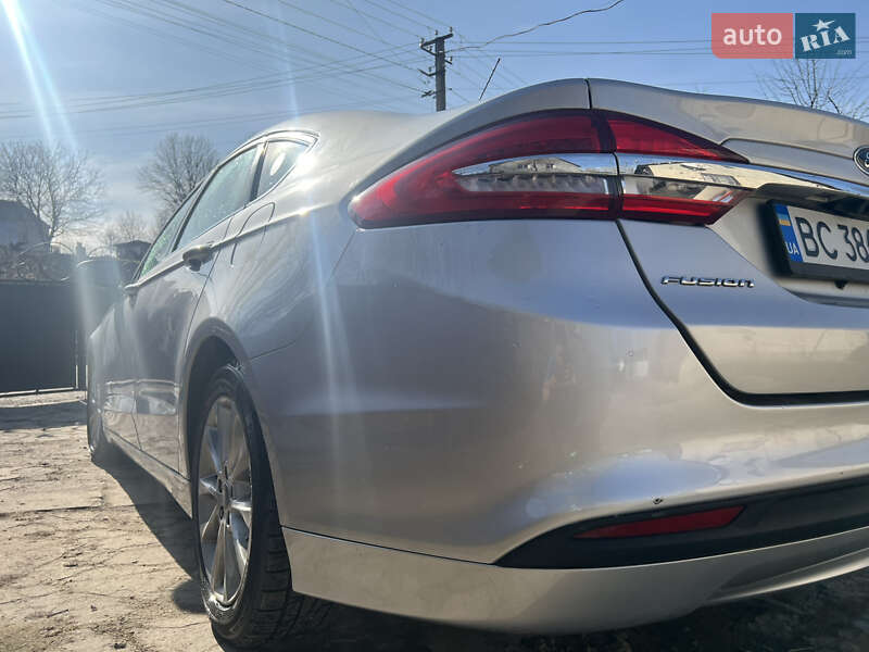 Седан Ford Fusion 2017 в Львове