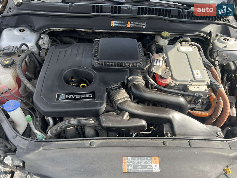 Седан Ford Fusion 2017 в Львове