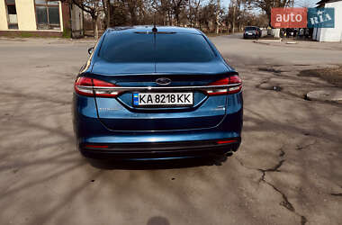 Седан Ford Fusion 2017 в 