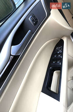 Седан Ford Fusion 2016 в 