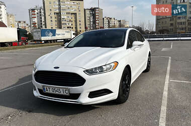 Седан Ford Fusion 2015 в Івано-Франківську