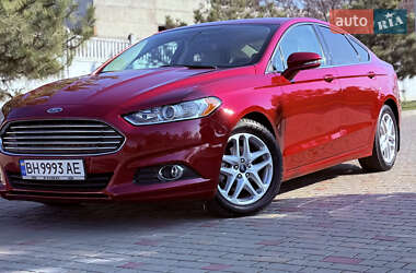 Седан Ford Fusion 2014 в Измаиле