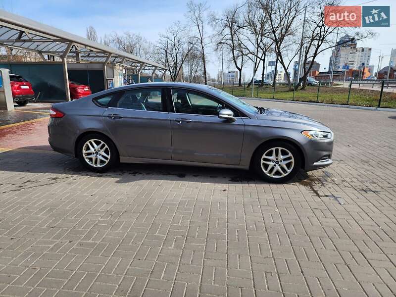 Седан Ford Fusion 2012 в Киеве