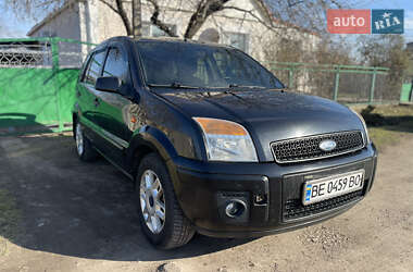 Хетчбек Ford Fusion 2008 в 