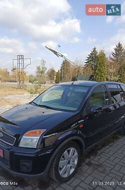 Хетчбек Ford Fusion 2006 в Дубні