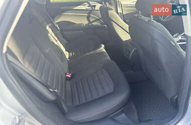 Седан Ford Fusion 2019 в 
