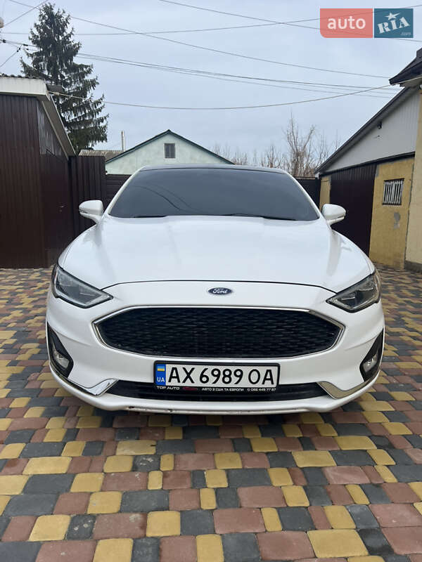 Седан Ford Fusion 2019 в Харькове