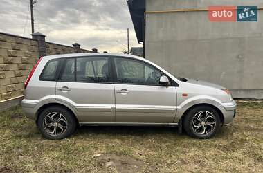 Хетчбек Ford Fusion 2010 в 