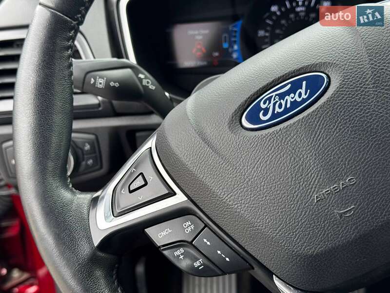 Седан Ford Fusion 2018 в Харькове