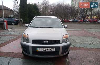 Хэтчбек Ford Fusion 2007 в 