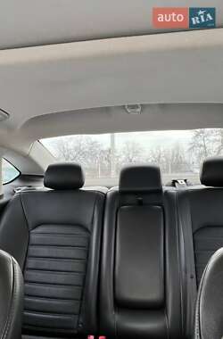 Седан Ford Fusion 2013 в 
