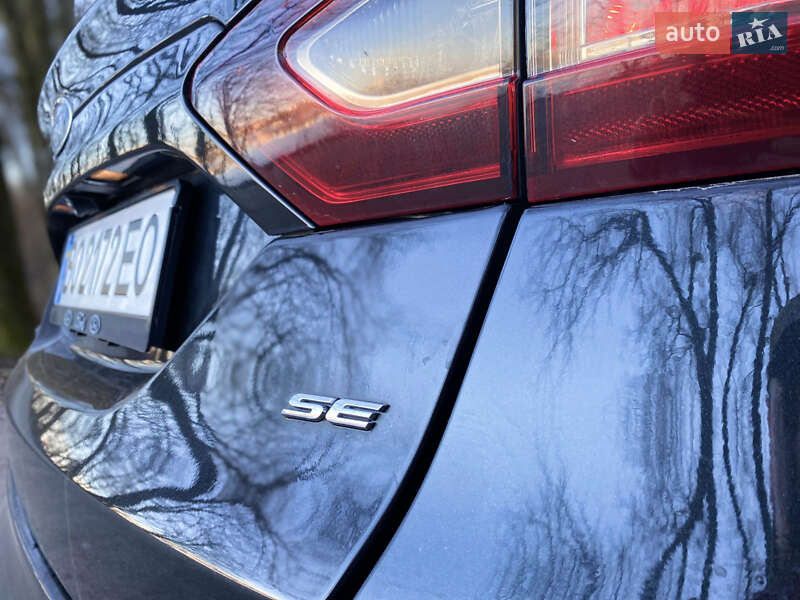 Седан Ford Fusion 2015 в Тернополе