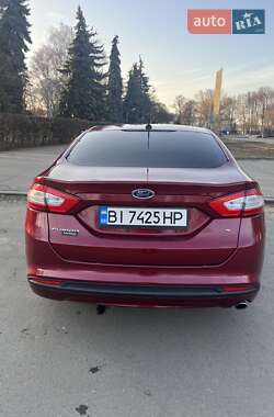 Седан Ford Fusion 2013 в 