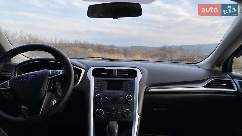 Седан Ford Fusion 2015 в Тернополе