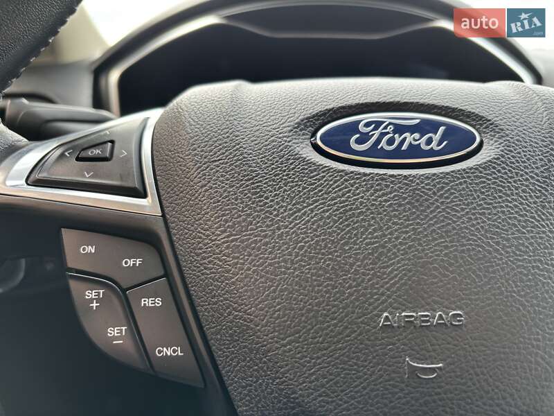 Седан Ford Fusion 2017 в Виннице