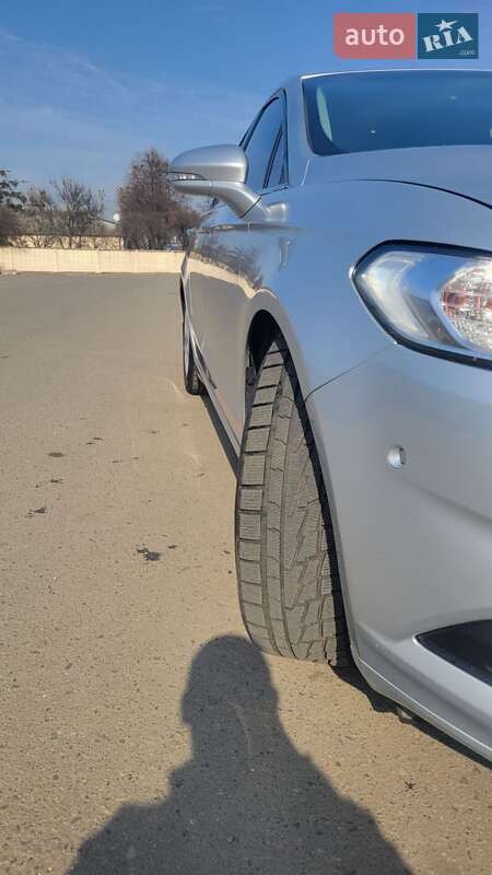 Седан Ford Fusion 2016 в Києві