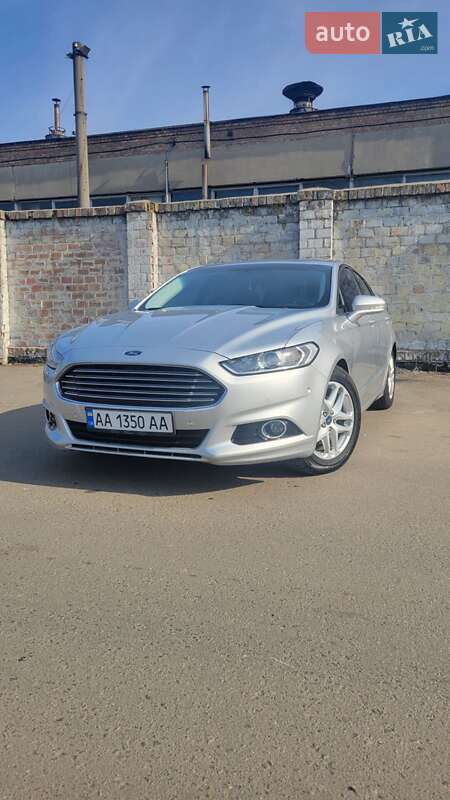Ford Fusion 2016