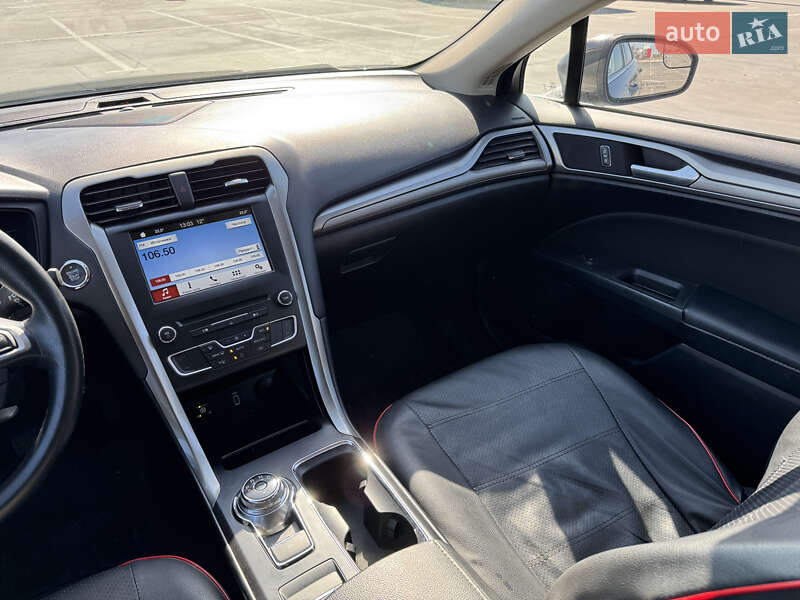 Седан Ford Fusion 2018 в Києві