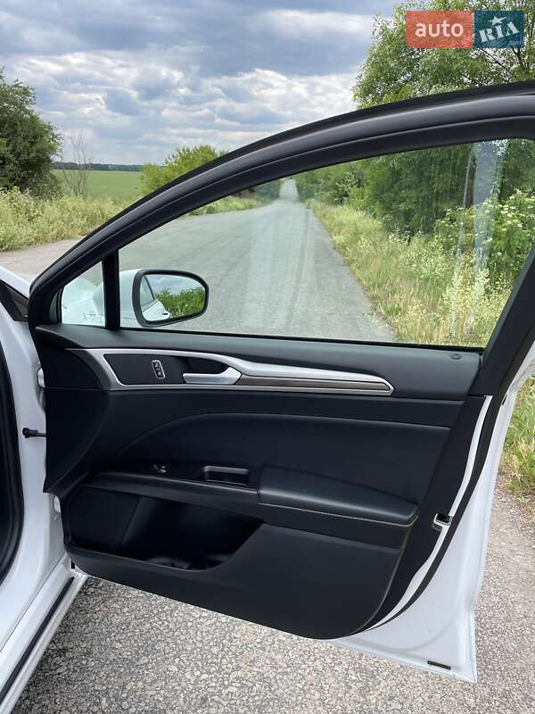 Седан Ford Fusion 2019 в Хмельницком