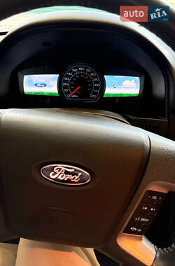 Седан Ford Fusion 2012 в 