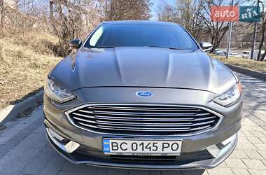 Седан Ford Fusion 2016 в 