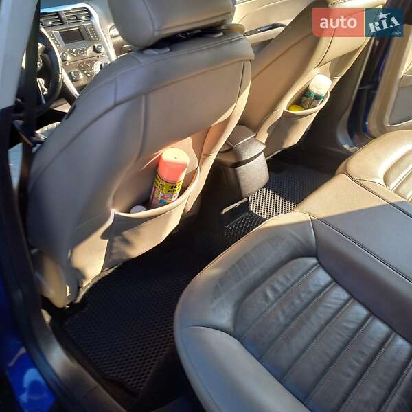 Седан Ford Fusion 2016 в Львові