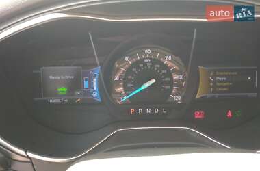 Седан Ford Fusion 2013 в 