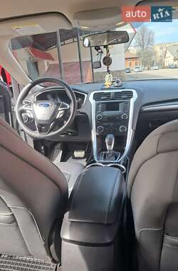 Седан Ford Fusion 2014 в 