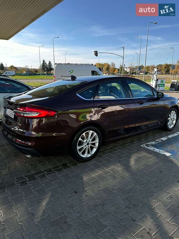 Седан Ford Fusion 2019 в Одессе