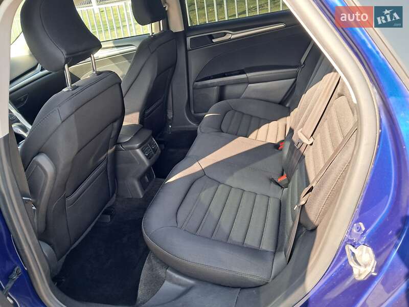 Седан Ford Fusion 2015 в Днепре