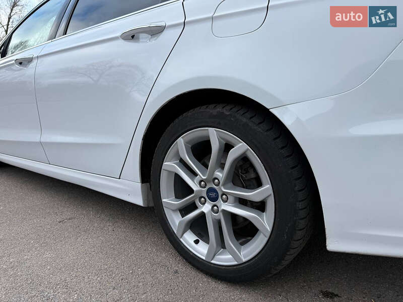 Седан Ford Fusion 2018 в Бердичеві