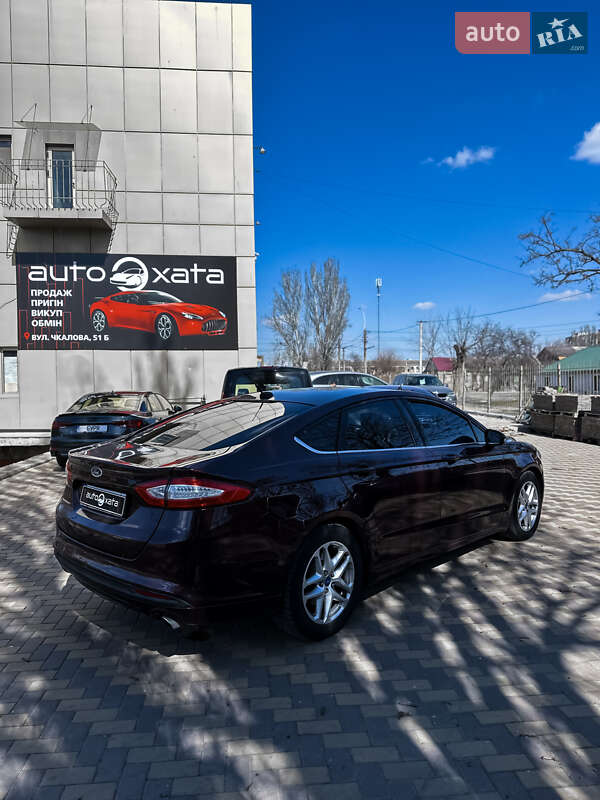 Седан Ford Fusion 2013 в Миколаєві