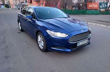 Седан Ford Fusion 2014 в 