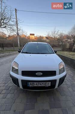 Хэтчбек Ford Fusion 2008 в 