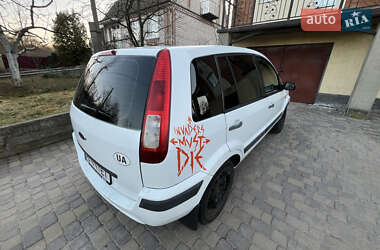 Хэтчбек Ford Fusion 2008 в 