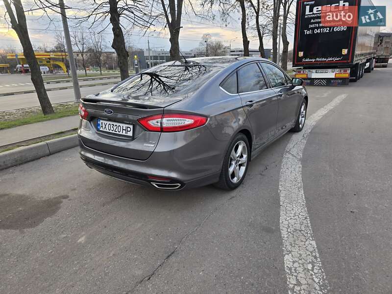 Седан Ford Fusion 2014 в Харькове