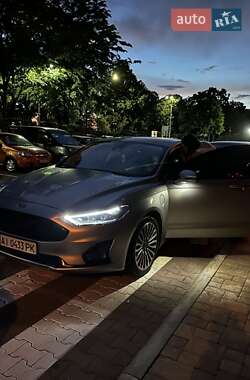 Седан Ford Fusion 2020 в 