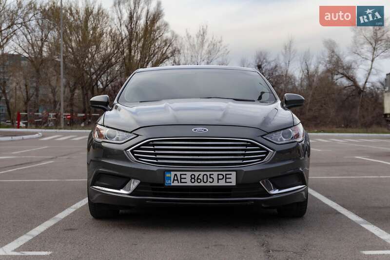 Седан Ford Fusion 2016 в Каменском