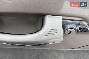 Седан Ford Fusion 2017 в 