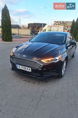 Седан Ford Fusion 2017 в 