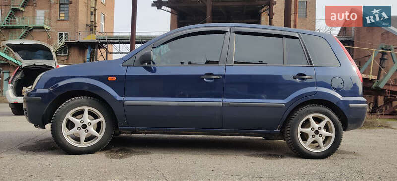 Хетчбек Ford Fusion 2004 в Харкові