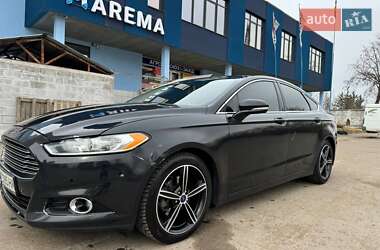 Седан Ford Fusion 2014 в 